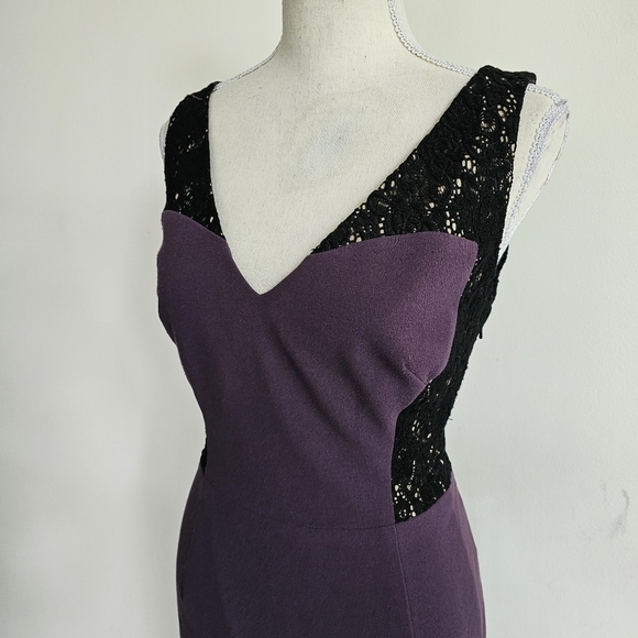 Black Halo "Guipure" Purple and Black Sheath Dress - Picture 4 of 10